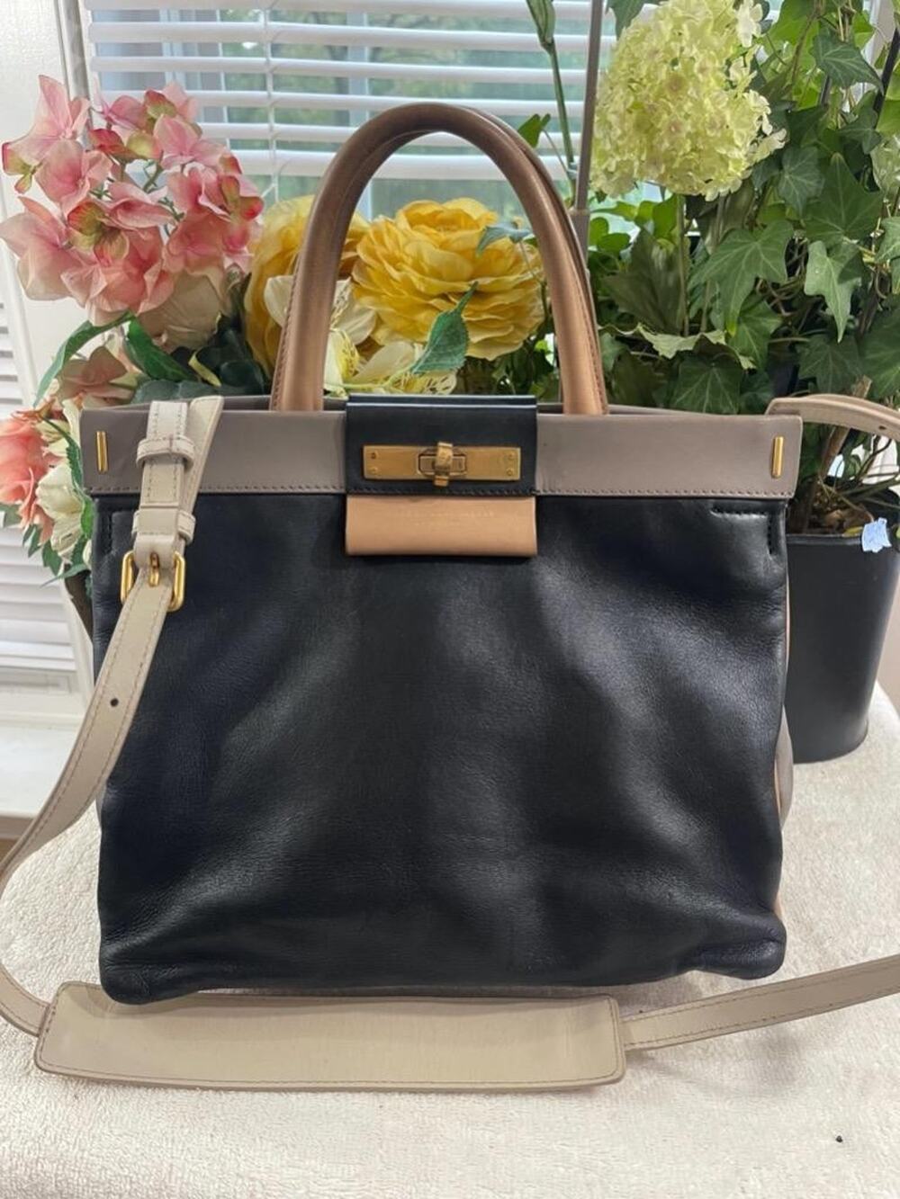 Classic Black and Beige Leather Shoulder Bag - Designer Style